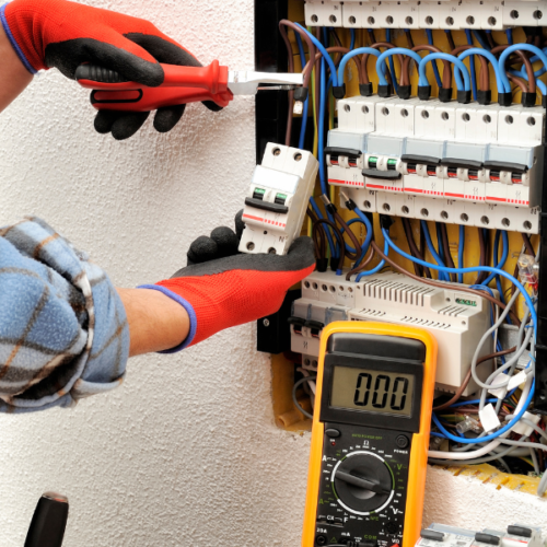 NR 10 – Segurança nas instalações e serviços em eletricidade
